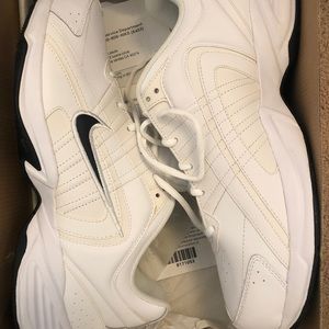 Nike all white mens leather sneaker